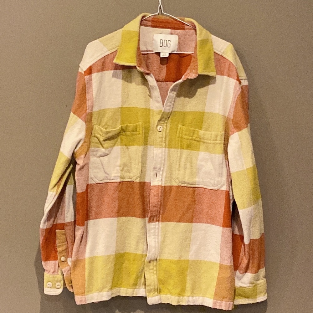BDG checkered shirt LG